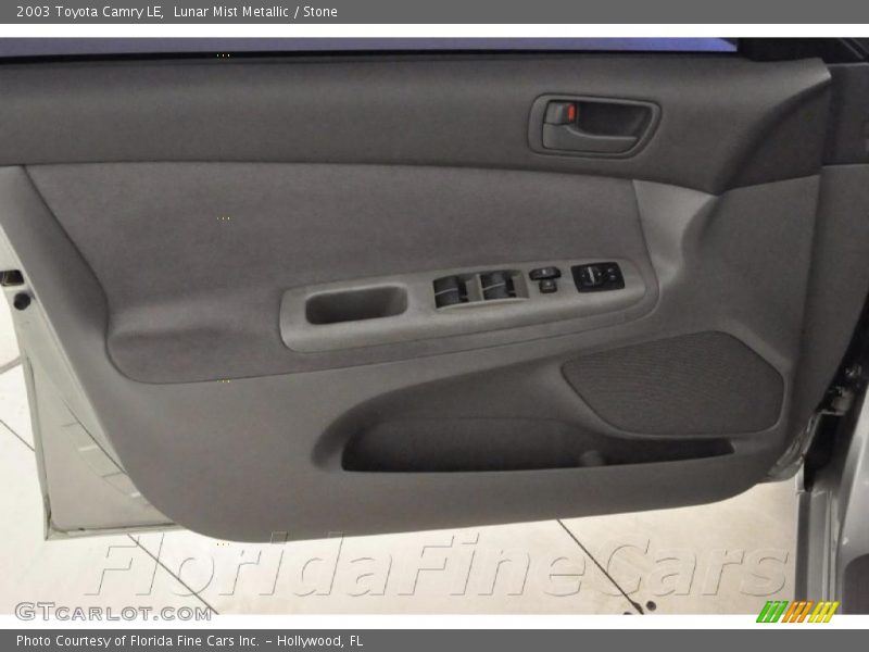 Lunar Mist Metallic / Stone 2003 Toyota Camry LE