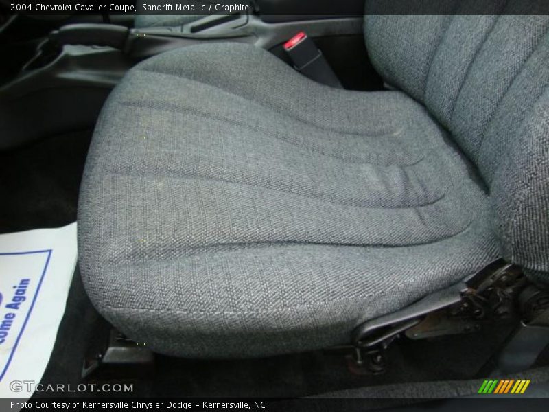 Sandrift Metallic / Graphite 2004 Chevrolet Cavalier Coupe