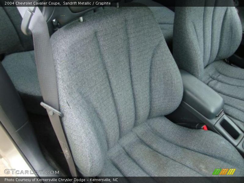 Sandrift Metallic / Graphite 2004 Chevrolet Cavalier Coupe