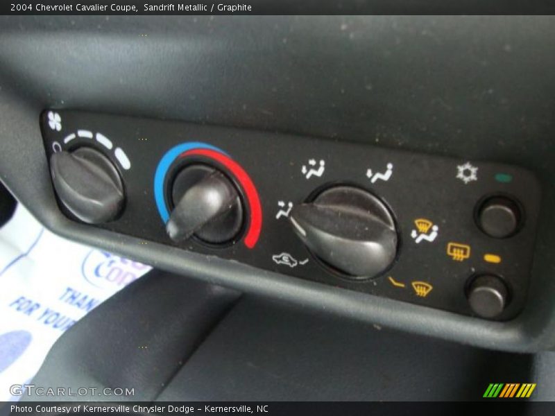 Sandrift Metallic / Graphite 2004 Chevrolet Cavalier Coupe