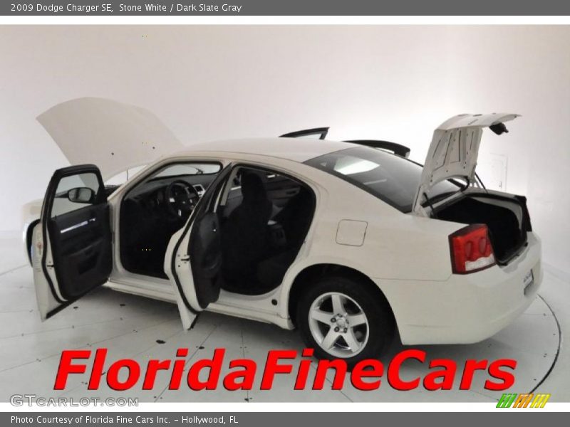 Stone White / Dark Slate Gray 2009 Dodge Charger SE