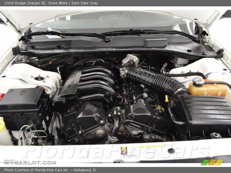 Stone White / Dark Slate Gray 2009 Dodge Charger SE