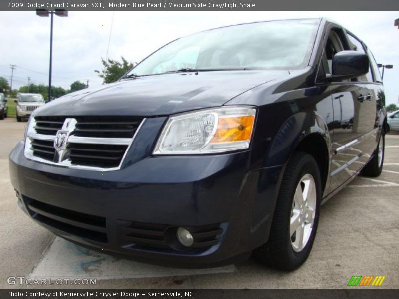 Modern Blue Pearl / Medium Slate Gray/Light Shale 2009 Dodge Grand Caravan SXT