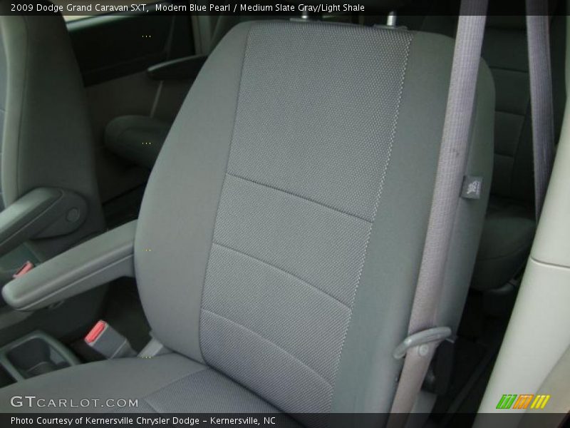 Modern Blue Pearl / Medium Slate Gray/Light Shale 2009 Dodge Grand Caravan SXT