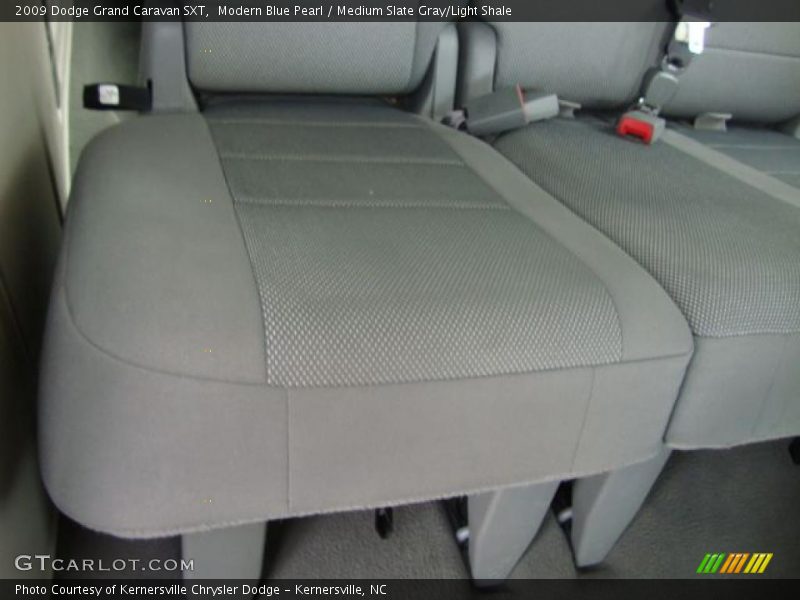 Modern Blue Pearl / Medium Slate Gray/Light Shale 2009 Dodge Grand Caravan SXT