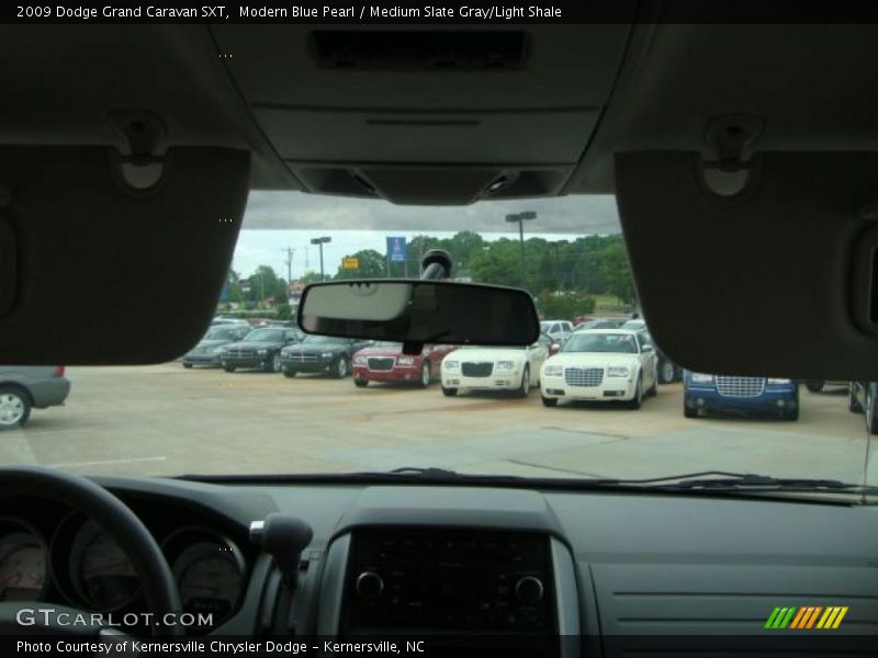 Modern Blue Pearl / Medium Slate Gray/Light Shale 2009 Dodge Grand Caravan SXT