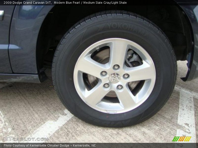 Modern Blue Pearl / Medium Slate Gray/Light Shale 2009 Dodge Grand Caravan SXT