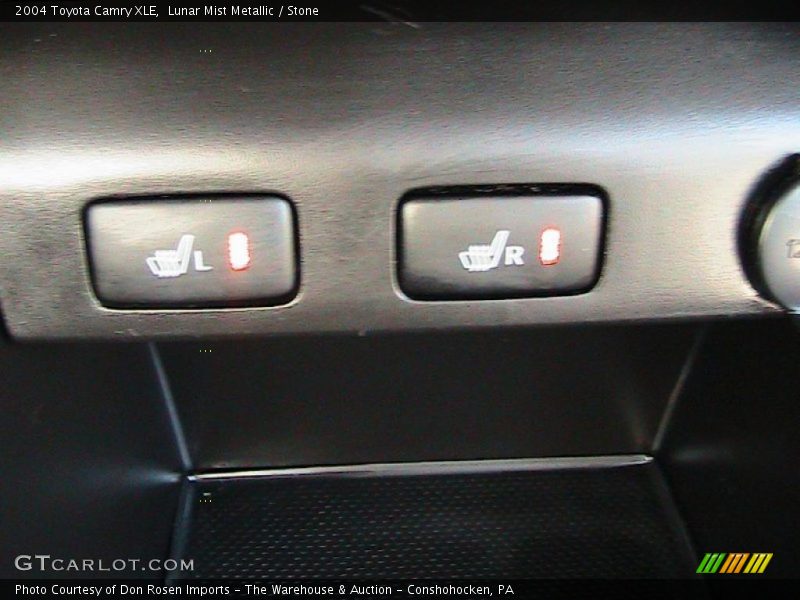 Lunar Mist Metallic / Stone 2004 Toyota Camry XLE