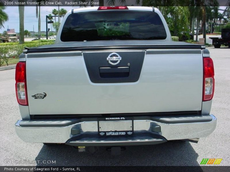 Radiant Silver / Steel 2006 Nissan Frontier SE Crew Cab