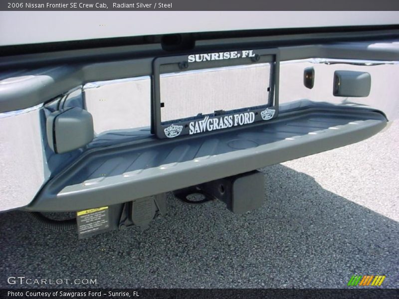 Radiant Silver / Steel 2006 Nissan Frontier SE Crew Cab