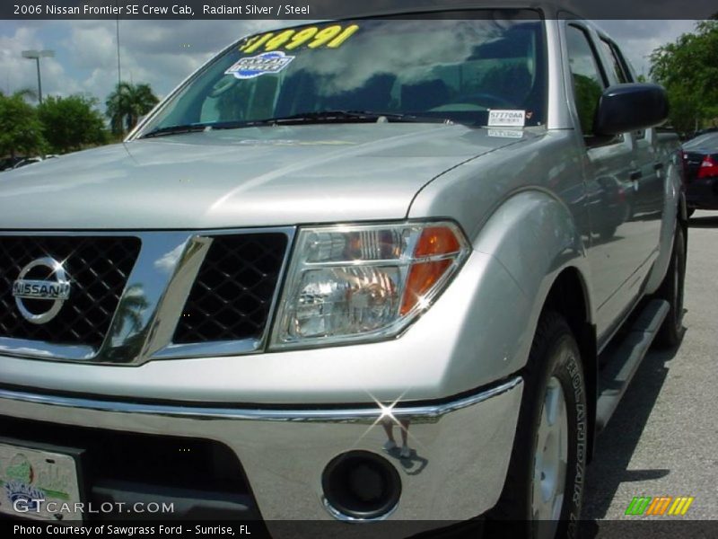 Radiant Silver / Steel 2006 Nissan Frontier SE Crew Cab