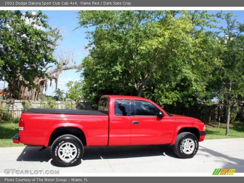 Flame Red / Dark Slate Gray 2001 Dodge Dakota Sport Club Cab 4x4