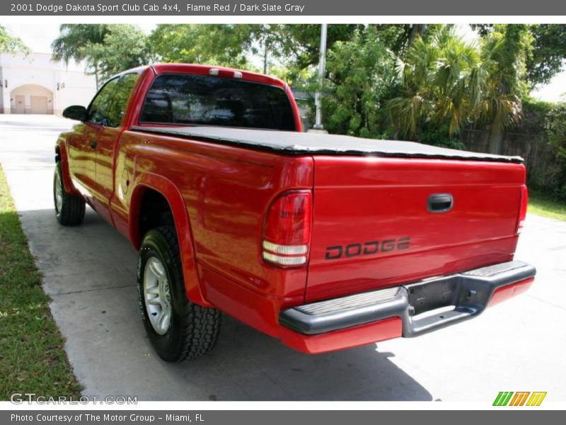 Flame Red / Dark Slate Gray 2001 Dodge Dakota Sport Club Cab 4x4