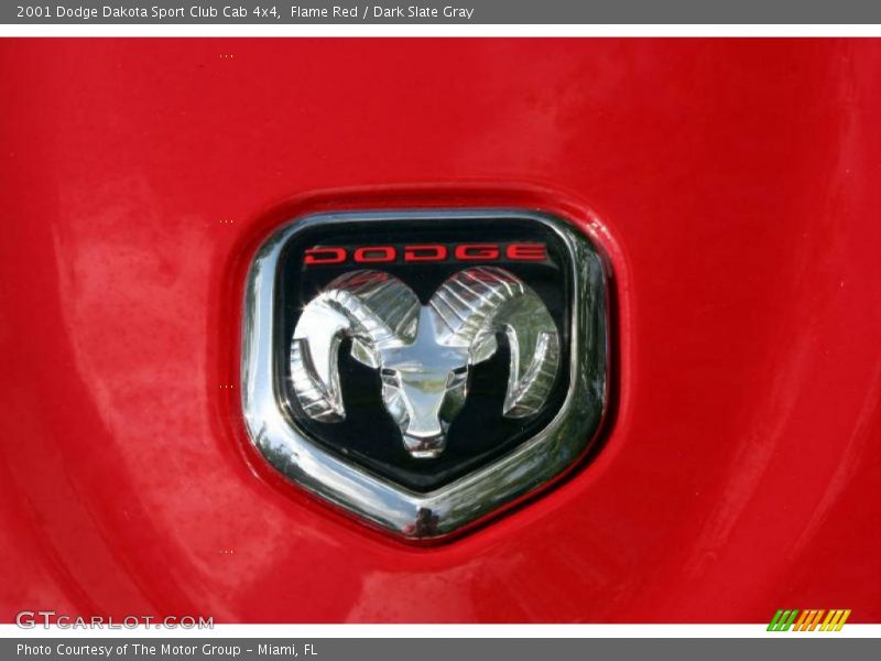 Flame Red / Dark Slate Gray 2001 Dodge Dakota Sport Club Cab 4x4