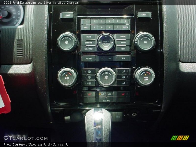 Silver Metallic / Charcoal 2008 Ford Escape Limited