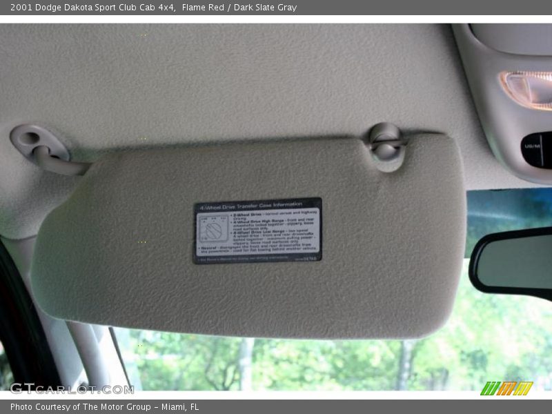 Flame Red / Dark Slate Gray 2001 Dodge Dakota Sport Club Cab 4x4