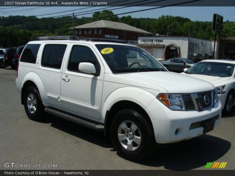 Avalanche White / Graphite 2007 Nissan Pathfinder SE 4x4