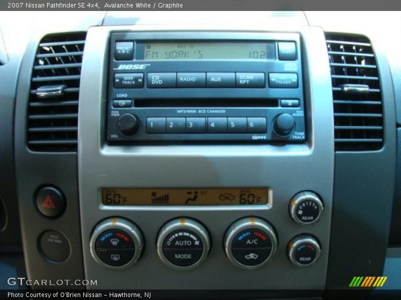Avalanche White / Graphite 2007 Nissan Pathfinder SE 4x4