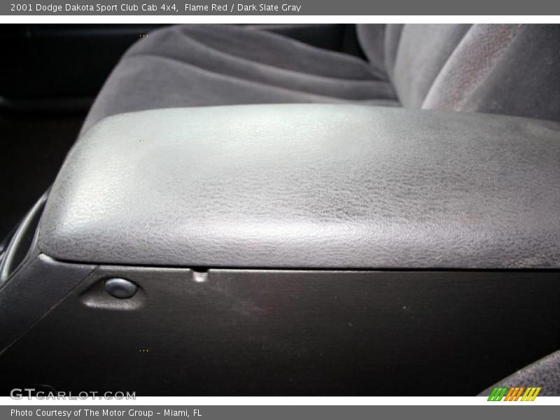 Flame Red / Dark Slate Gray 2001 Dodge Dakota Sport Club Cab 4x4