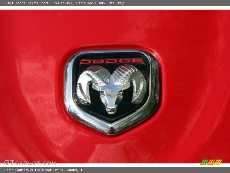 Flame Red / Dark Slate Gray 2001 Dodge Dakota Sport Club Cab 4x4