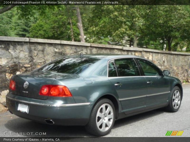 Waterworld Pearlescent / Anthracite 2004 Volkswagen Phaeton V8 4Motion Sedan