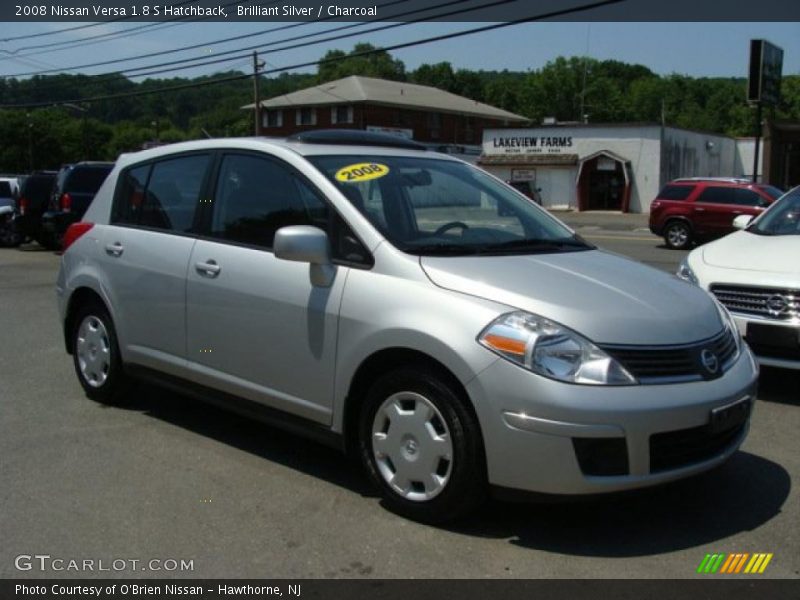 Brilliant Silver / Charcoal 2008 Nissan Versa 1.8 S Hatchback