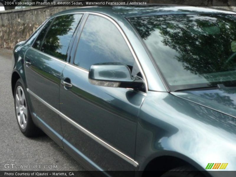Waterworld Pearlescent / Anthracite 2004 Volkswagen Phaeton V8 4Motion Sedan
