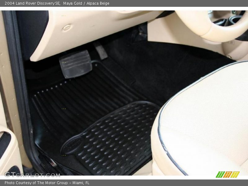 Maya Gold / Alpaca Beige 2004 Land Rover Discovery SE