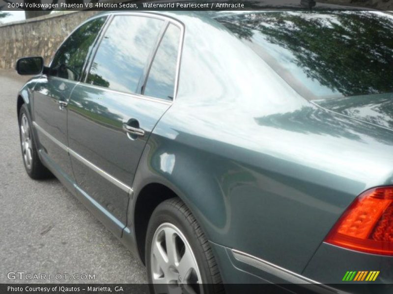 Waterworld Pearlescent / Anthracite 2004 Volkswagen Phaeton V8 4Motion Sedan