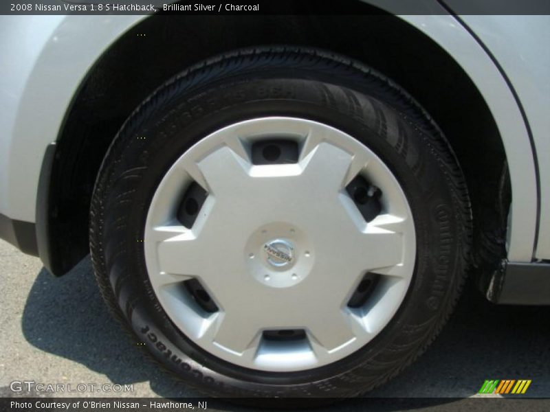 Brilliant Silver / Charcoal 2008 Nissan Versa 1.8 S Hatchback