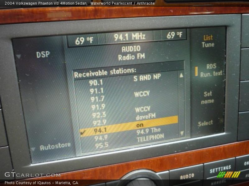 Controls of 2004 Phaeton V8 4Motion Sedan