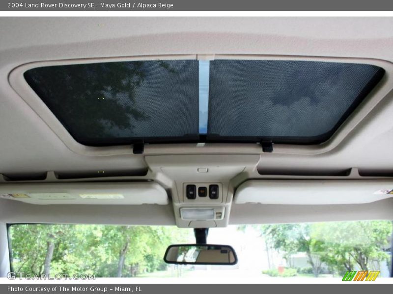 Maya Gold / Alpaca Beige 2004 Land Rover Discovery SE