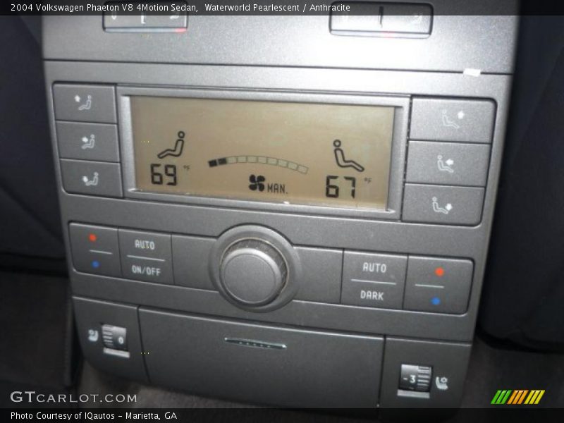 Controls of 2004 Phaeton V8 4Motion Sedan