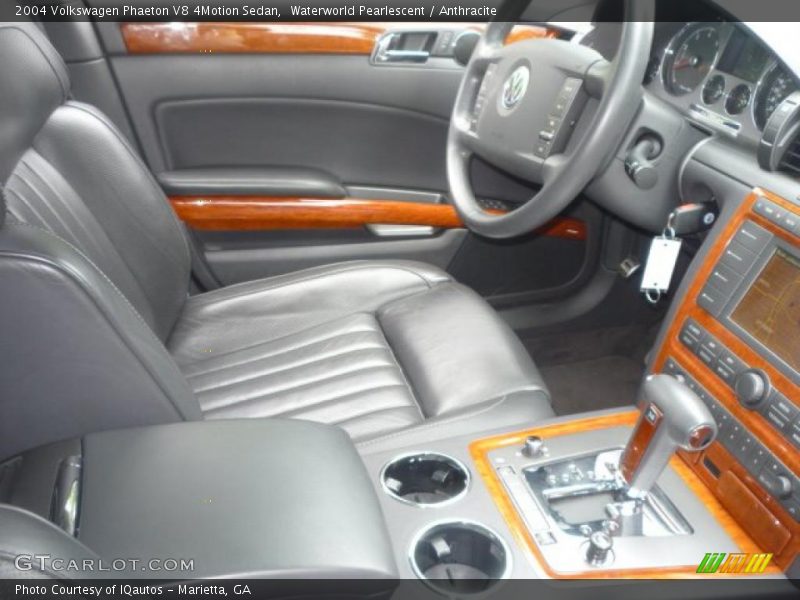 2004 Phaeton V8 4Motion Sedan Anthracite Interior