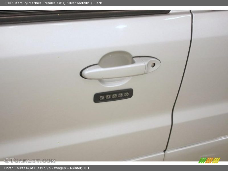 Silver Metallic / Black 2007 Mercury Mariner Premier 4WD