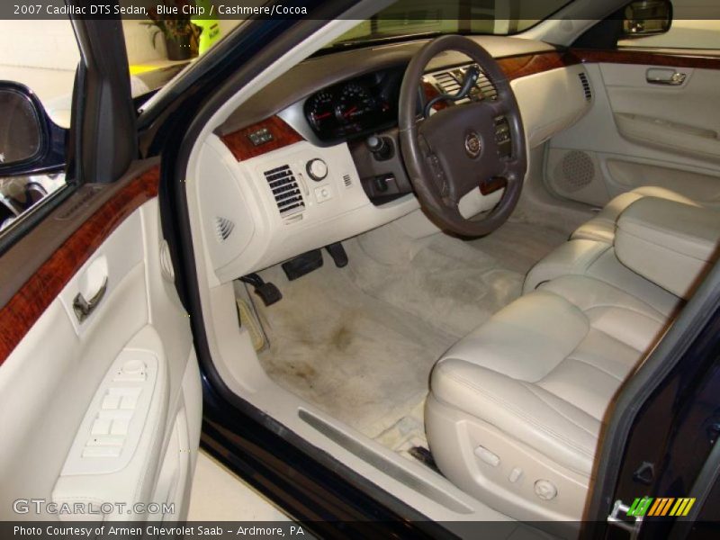 Blue Chip / Cashmere/Cocoa 2007 Cadillac DTS Sedan