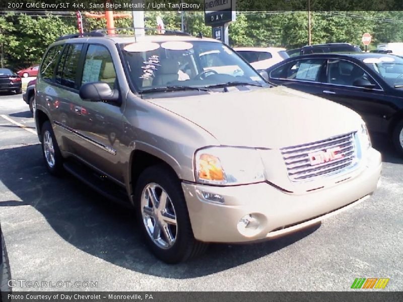 Sand Beige Metallic / Light Tan/Ebony 2007 GMC Envoy SLT 4x4