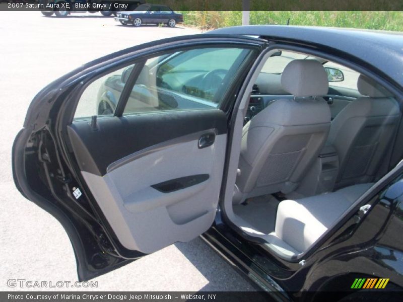 Black Onyx / Gray 2007 Saturn Aura XE