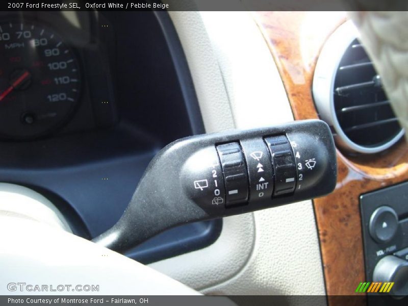 Oxford White / Pebble Beige 2007 Ford Freestyle SEL