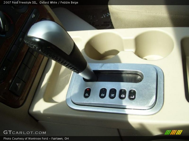 Oxford White / Pebble Beige 2007 Ford Freestyle SEL