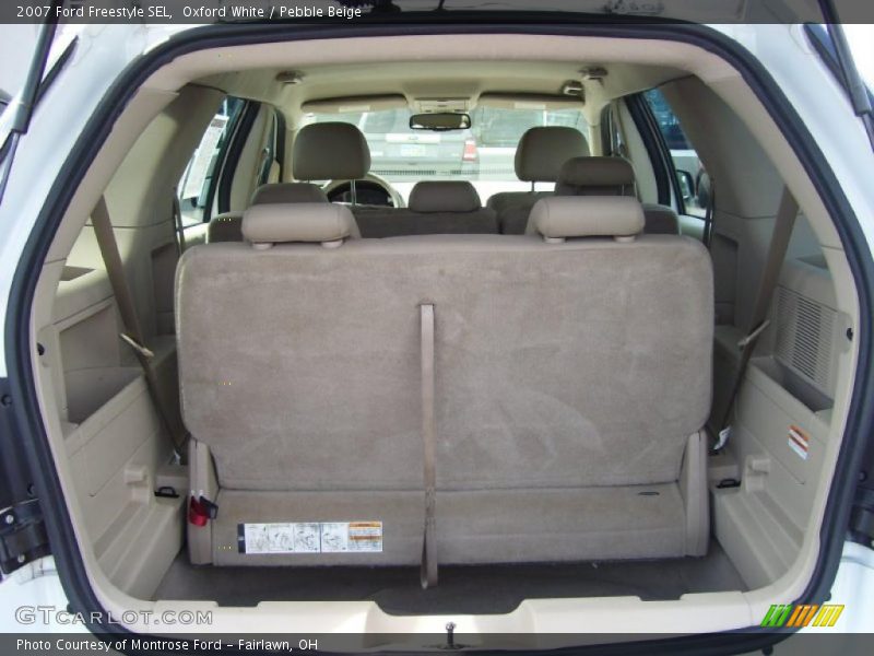 Oxford White / Pebble Beige 2007 Ford Freestyle SEL