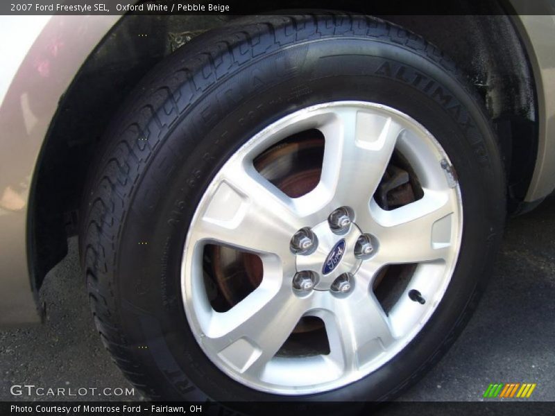 Oxford White / Pebble Beige 2007 Ford Freestyle SEL
