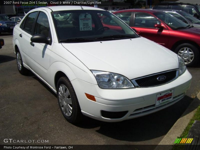 Cloud 9 White / Charcoal/Light Flint 2007 Ford Focus ZX4 S Sedan
