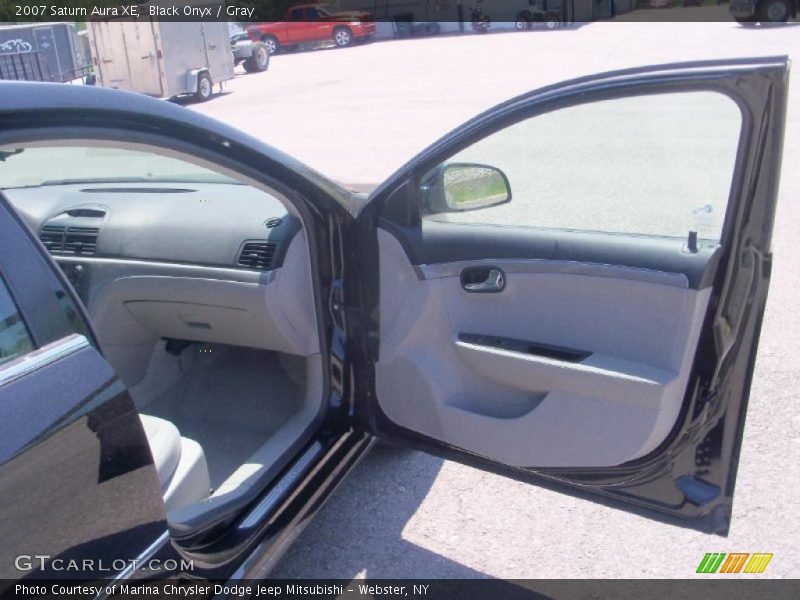 Black Onyx / Gray 2007 Saturn Aura XE