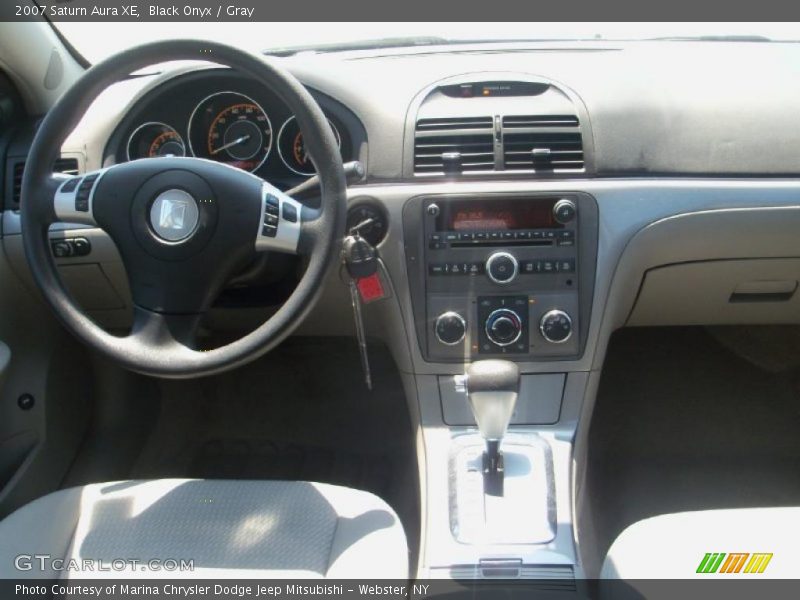 Black Onyx / Gray 2007 Saturn Aura XE
