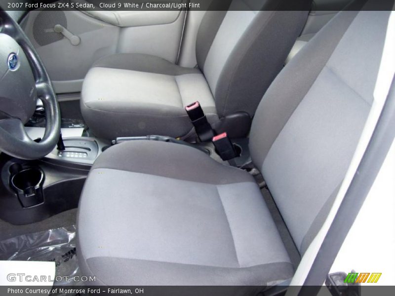 Cloud 9 White / Charcoal/Light Flint 2007 Ford Focus ZX4 S Sedan