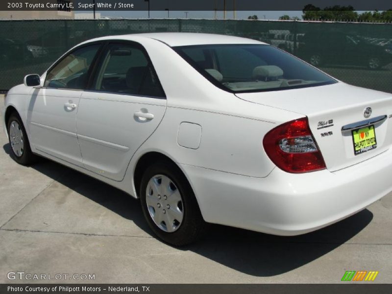 Super White / Stone 2003 Toyota Camry LE