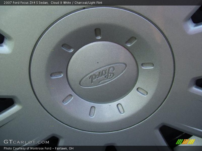 Cloud 9 White / Charcoal/Light Flint 2007 Ford Focus ZX4 S Sedan