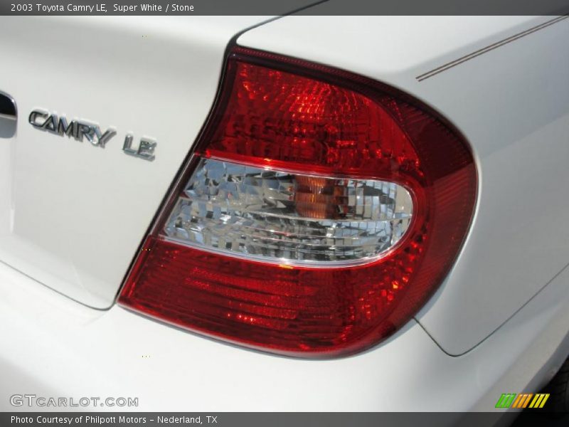 Super White / Stone 2003 Toyota Camry LE