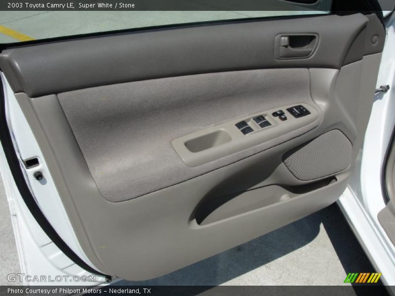 Super White / Stone 2003 Toyota Camry LE